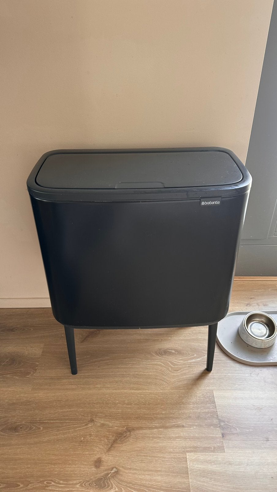 Brabantia prullenbak bo touch bin black, Ophalen, 50 – 75, Zo goed als nieuw, Rvs