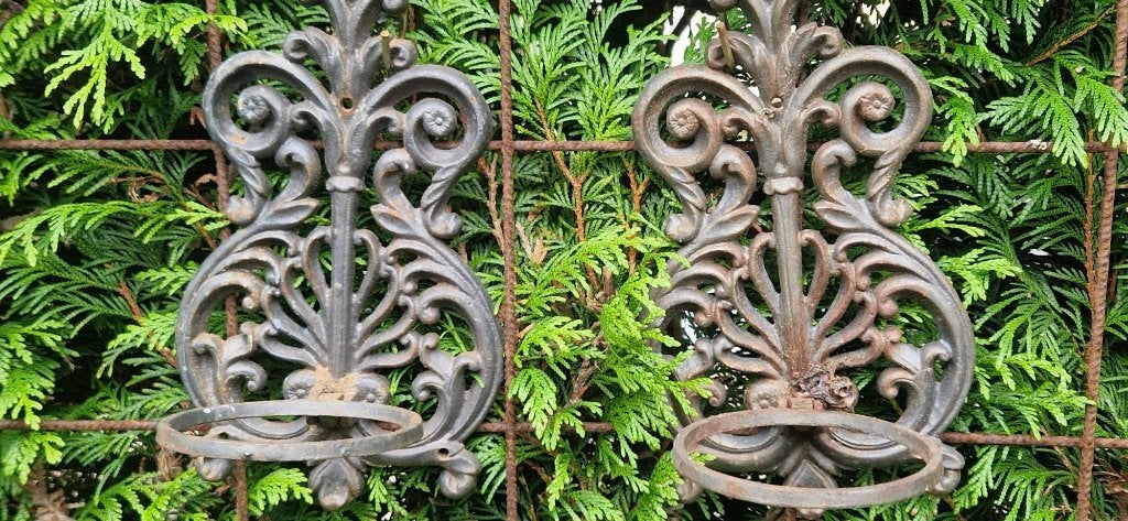 2 gietijzeren decoratieve plantenhangers + ring ( brocante), Gebruikt, Minder dan 30 cm, Minder dan 60 cm, Ophalen of Verzenden