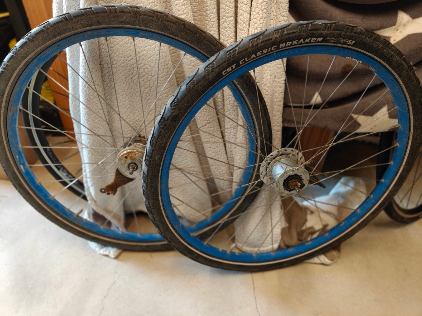 28 inch wielen met Nexus naaf en 3 versnellingen, Fietsen en Brommers, Ophalen, Gebruikt, Stadsfiets, Wiel