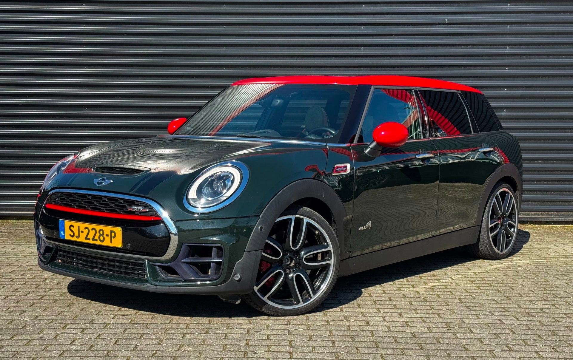 Mini Clubman John Cooper Works ALL4 JCW Chili | Harman/Kardo
