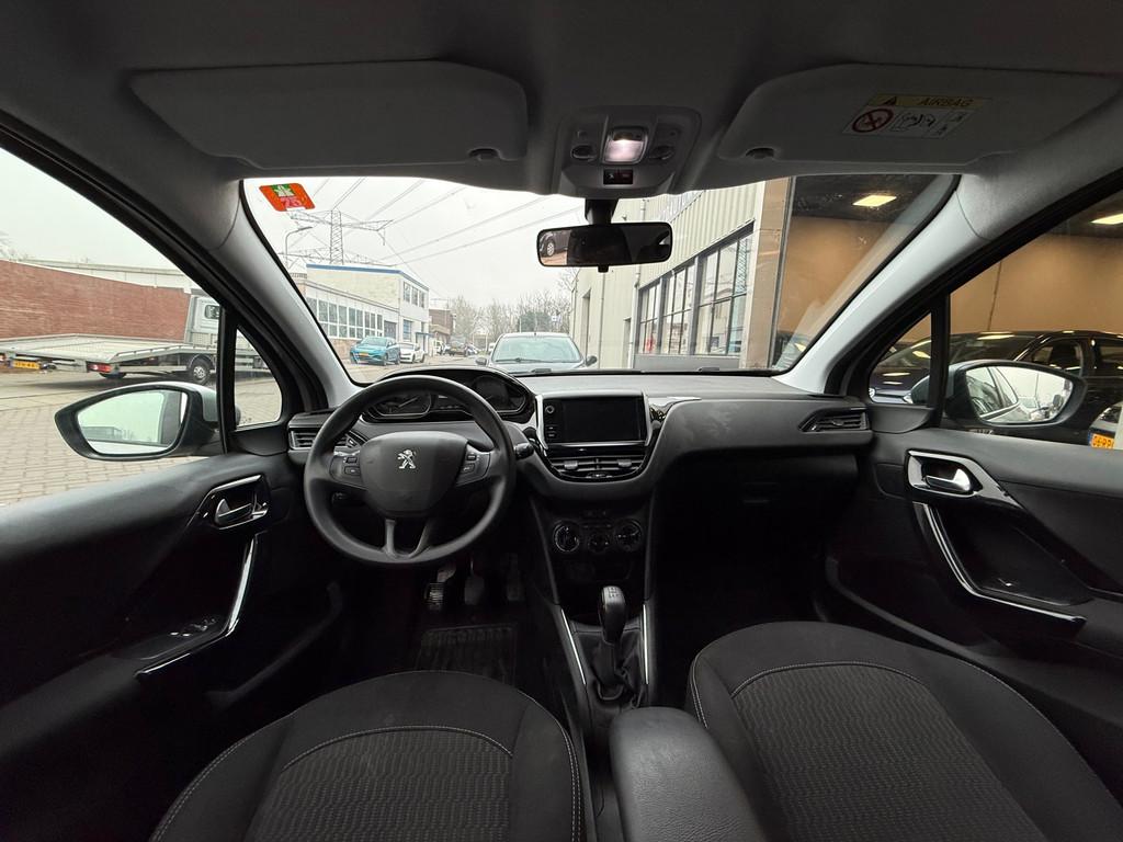 Peugeot 208 1.2 PureTech Blue Lion, Voorwielaandrijving, Gebruikt, 1199 cc, 82 pk