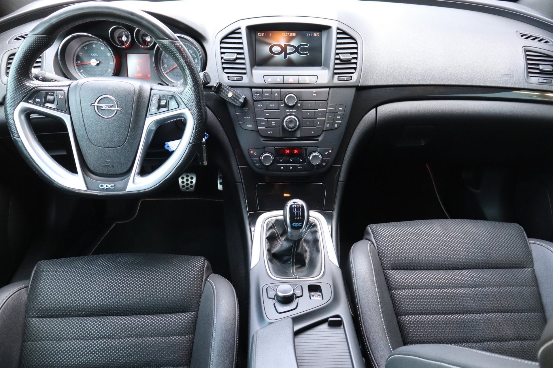 Opel Insignia Sports Tourer 2.8 T OPC 4x4-APK-top auto, Euro 5, Zwart, Handgeschakeld, 1700 kg