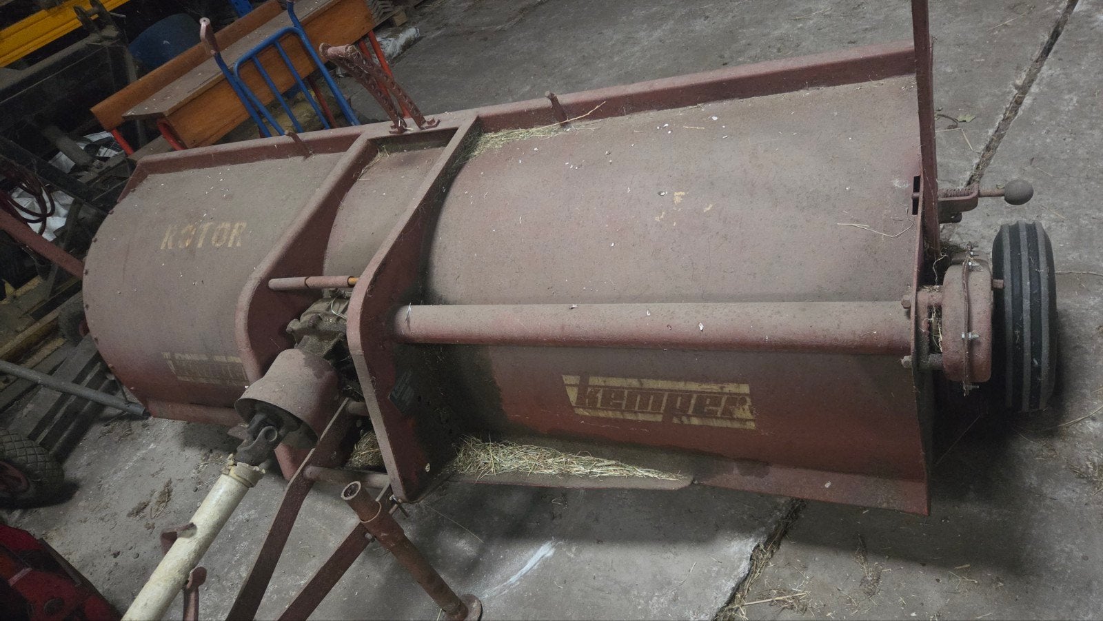 Kemper trommelschudder, Ophalen, Vee