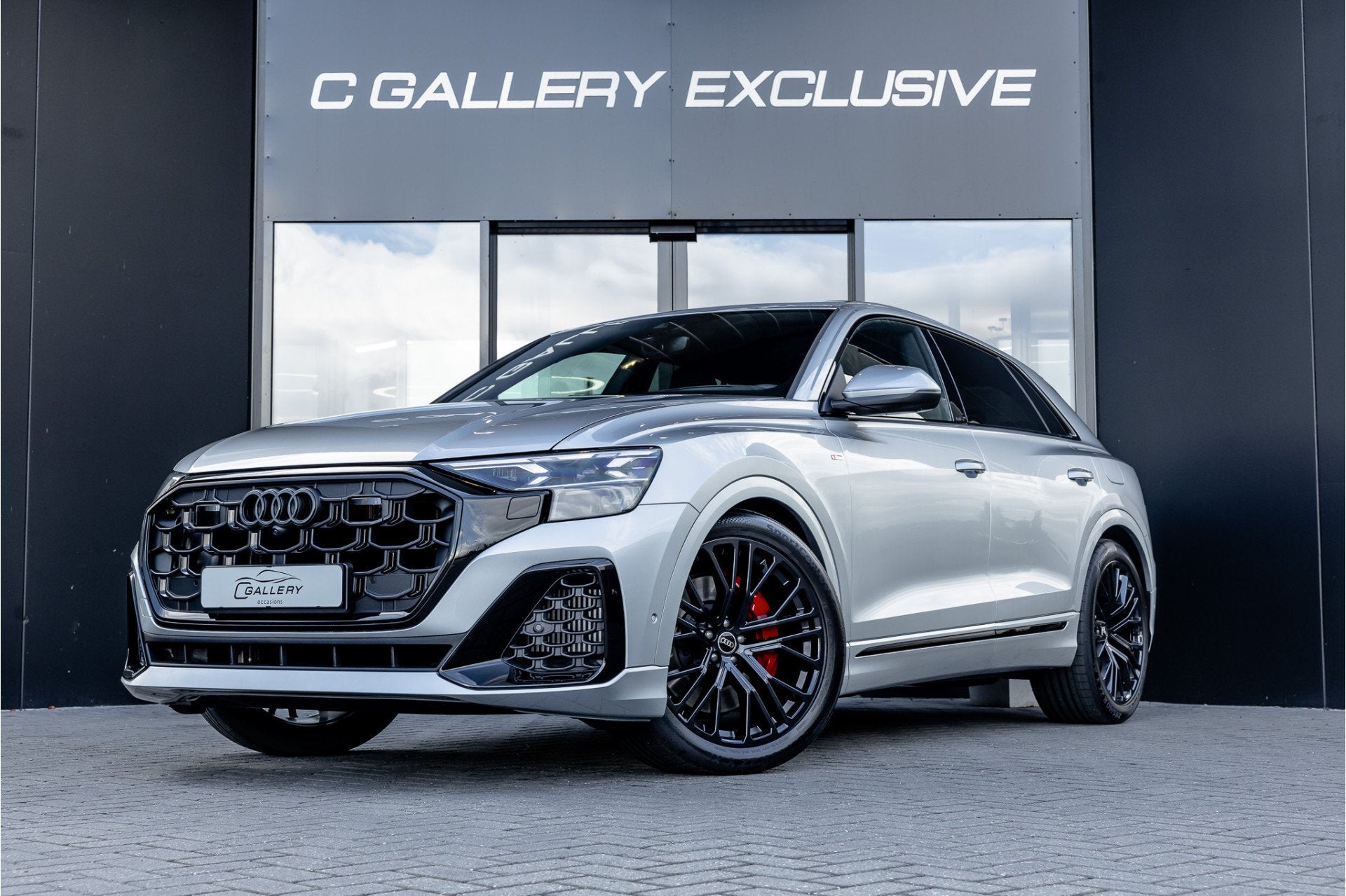 Audi Q8 55 TFSI e quattro Pro Line - Panorama | RS Seats | B, Auto's, Audi, Automaat, Gebruikt, Zwart, Q8