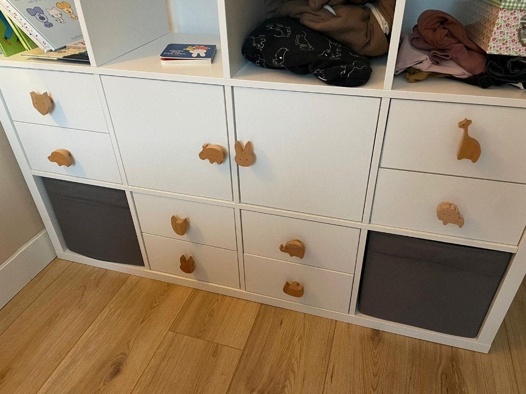 Foto 4 van IKEA Kallax witte 16 vakken kast