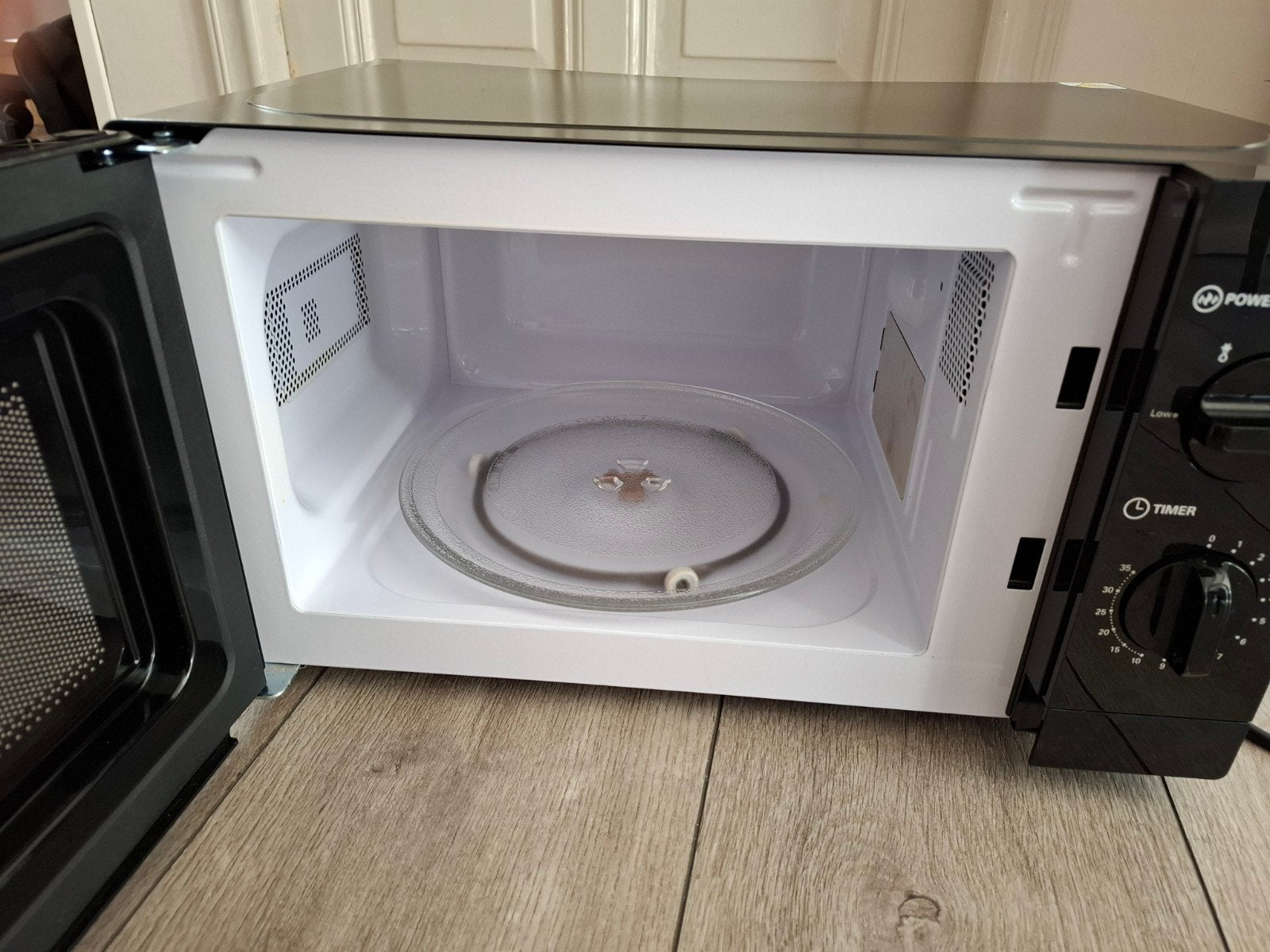 OK. OMW 2023 B Magnetron - Zo goed als nieuw, Minder dan 45 cm, Ophalen of Verzenden, Draaiplateau, Vrijstaand