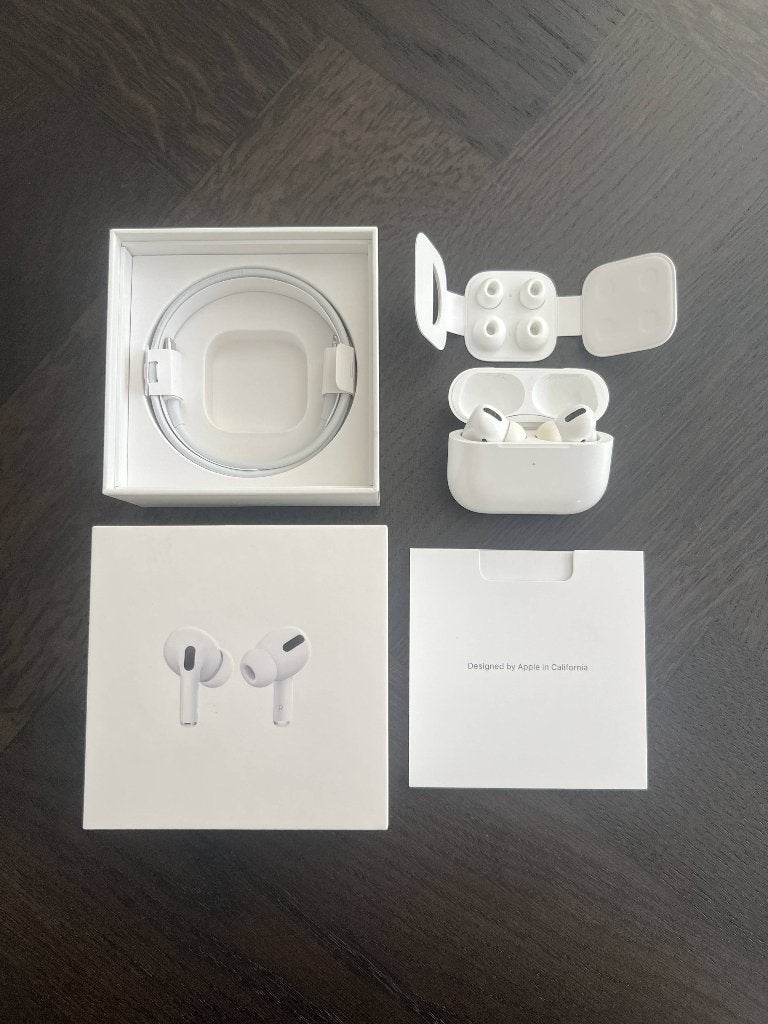 Originele Apple AirPods generatie 1 (2021), Ophalen of Verzenden, Apple, In oorschelp (earbud), Wit
