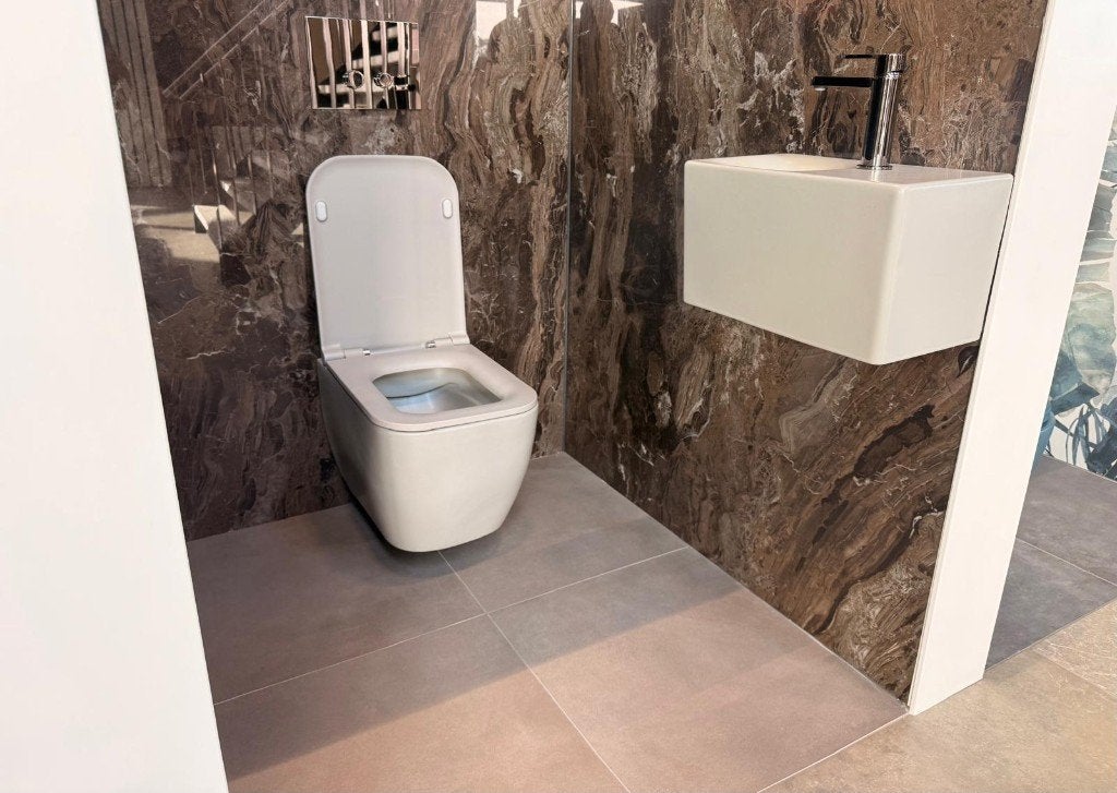 Complete Scarabeo sanitair set – demo model | UITVERKOOP |, Doe-het-zelf en Verbouw, Ophalen of Verzenden, Nieuw, Chroom, Toilet