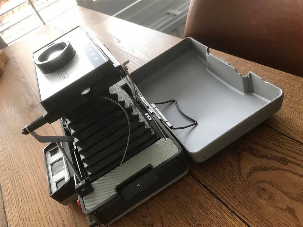 Polaroid landcamera model 320 teab, Ophalen of Verzenden, Zo goed als nieuw