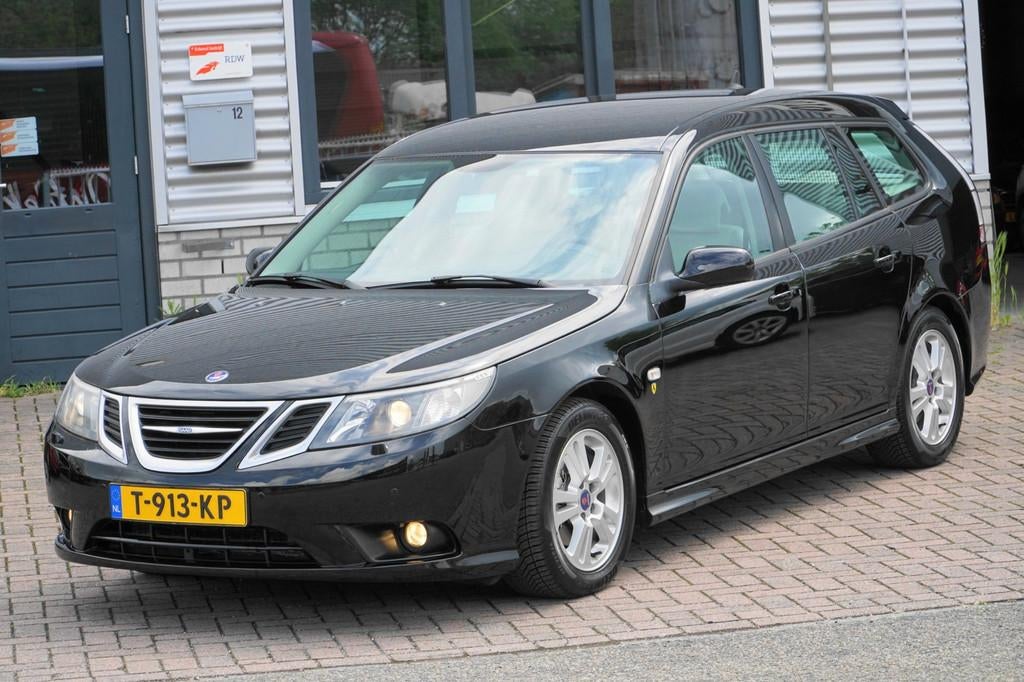 Saab 9-3 Sport Estate 1.8t BioPower Intro Edition CARPLAY, Auto's, Saab, 1998 cc, Gebruikt, 4 cilinders, 1600 kg