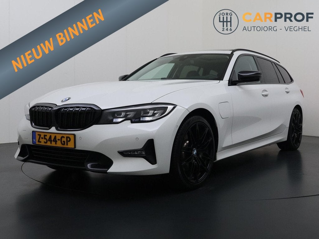 BMW 3-serie Touring 330e High Executive Pano | Trekhaak | HU, Auto's, BMW, Bedrijf, Te koop, 3-Serie, ABS, Airbags, Airconditioning