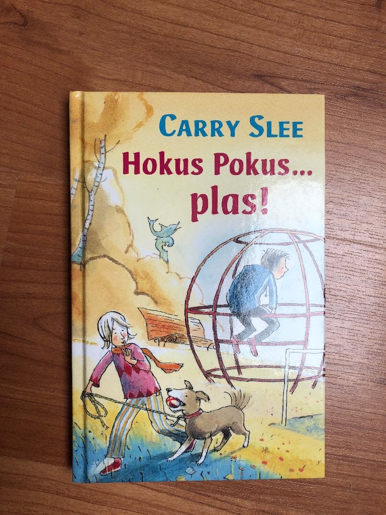 Carry Slee - Hokus Pokus Plas! -Boek en luisterboek samen, Boeken, Ophalen of Verzenden, Zo goed als nieuw, Carry Slee, Fictie algemeen