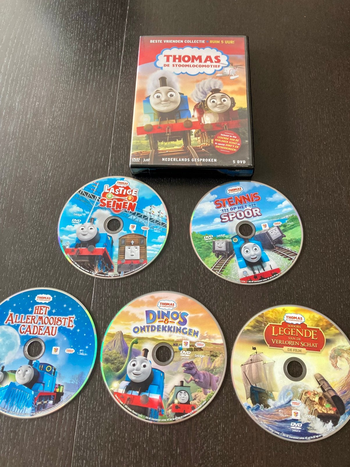 Thomas De Stoomlocomotief 5 DVD’s (5 uur kijkplezier), Alle leeftijden, Ophalen of Verzenden, Zo goed als nieuw