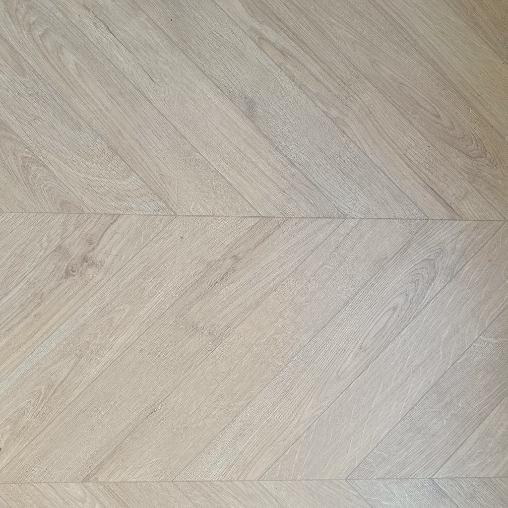 Quick Step vloer Hongaarse punt eiken kleur +-35m2, Ophalen, Bruin, Zo goed als nieuw, 25 tot 50 m²