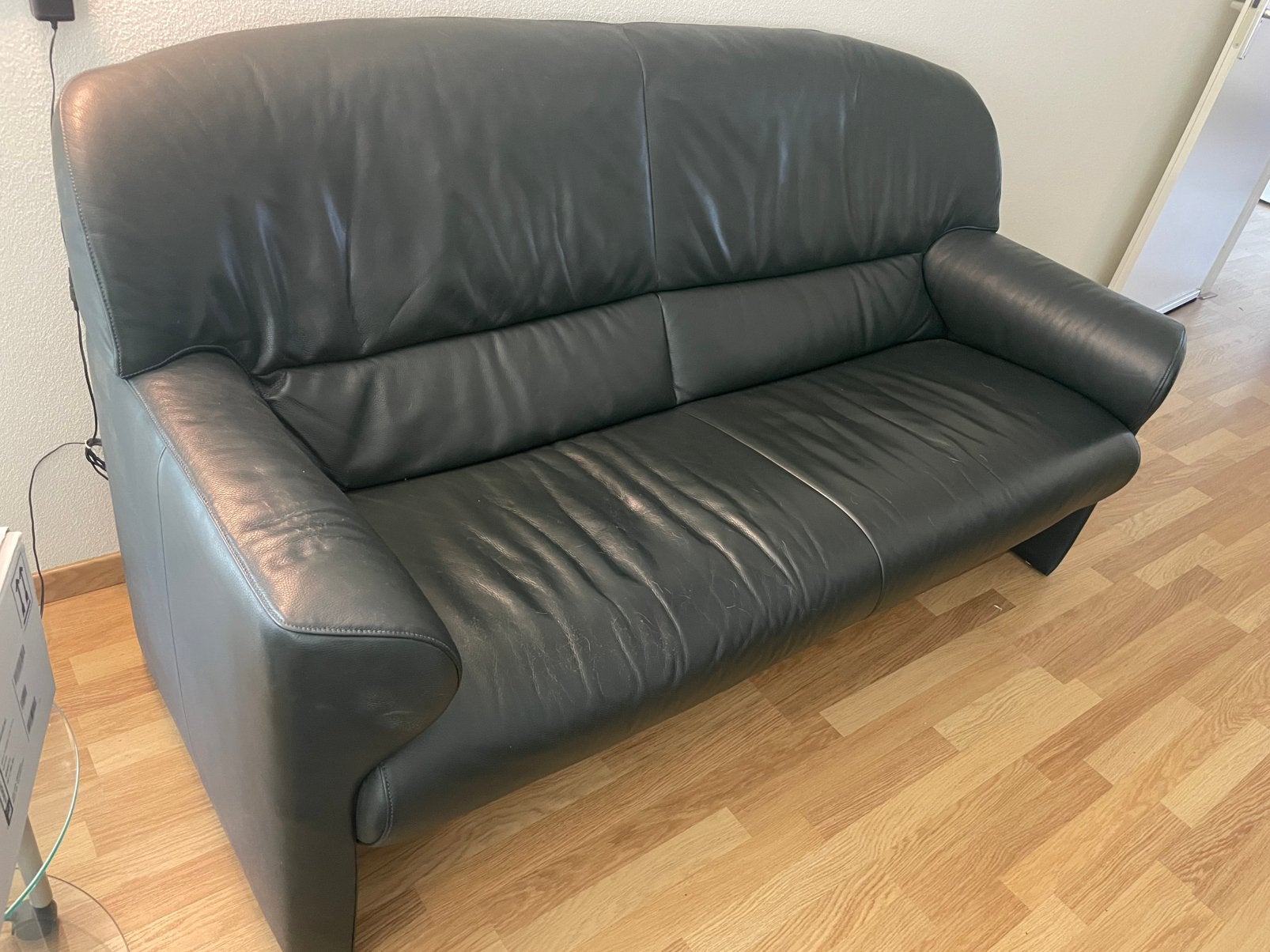 Bank en fauteuil zwart Belgisch design  topmerk JORI., Ophalen, Driepersoons, 75 tot 100 cm, Zo goed als nieuw