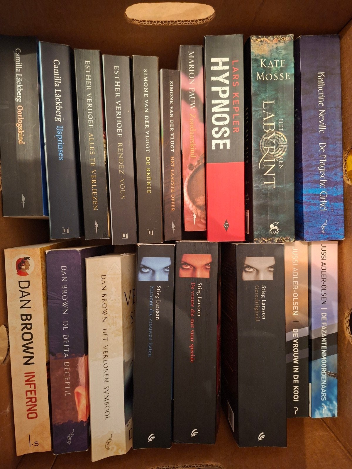 Diverse thrillers en romans van bekende auteurs, Boeken, Ophalen, Gelezen