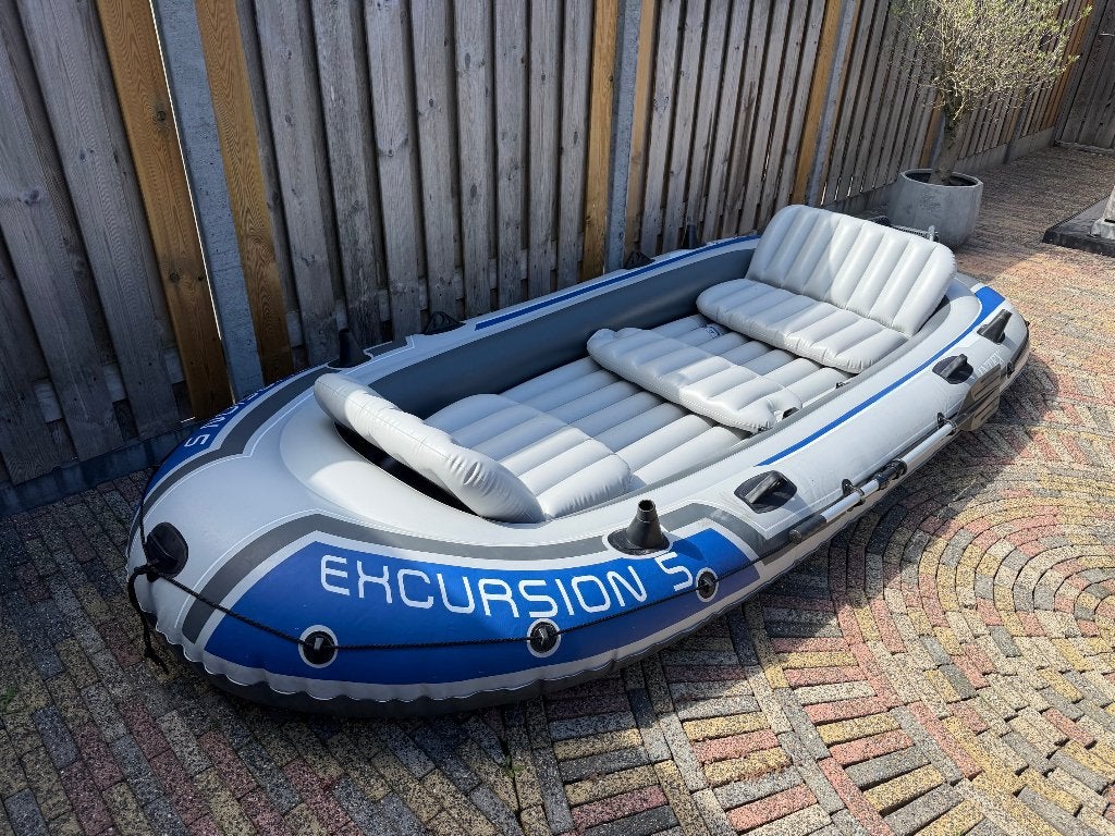 Intex Excursion 5 incl Rhino VX en elektrische pomp compleet