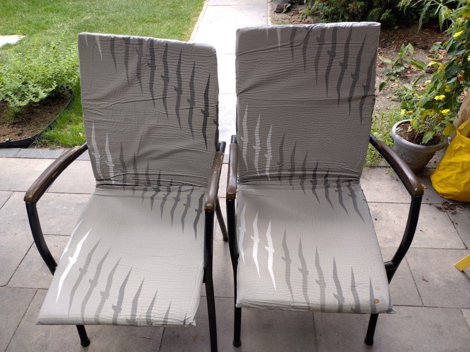 Gratis 2 tuinstoel kussens, Tuin en Terras, Ophalen, Gebruikt