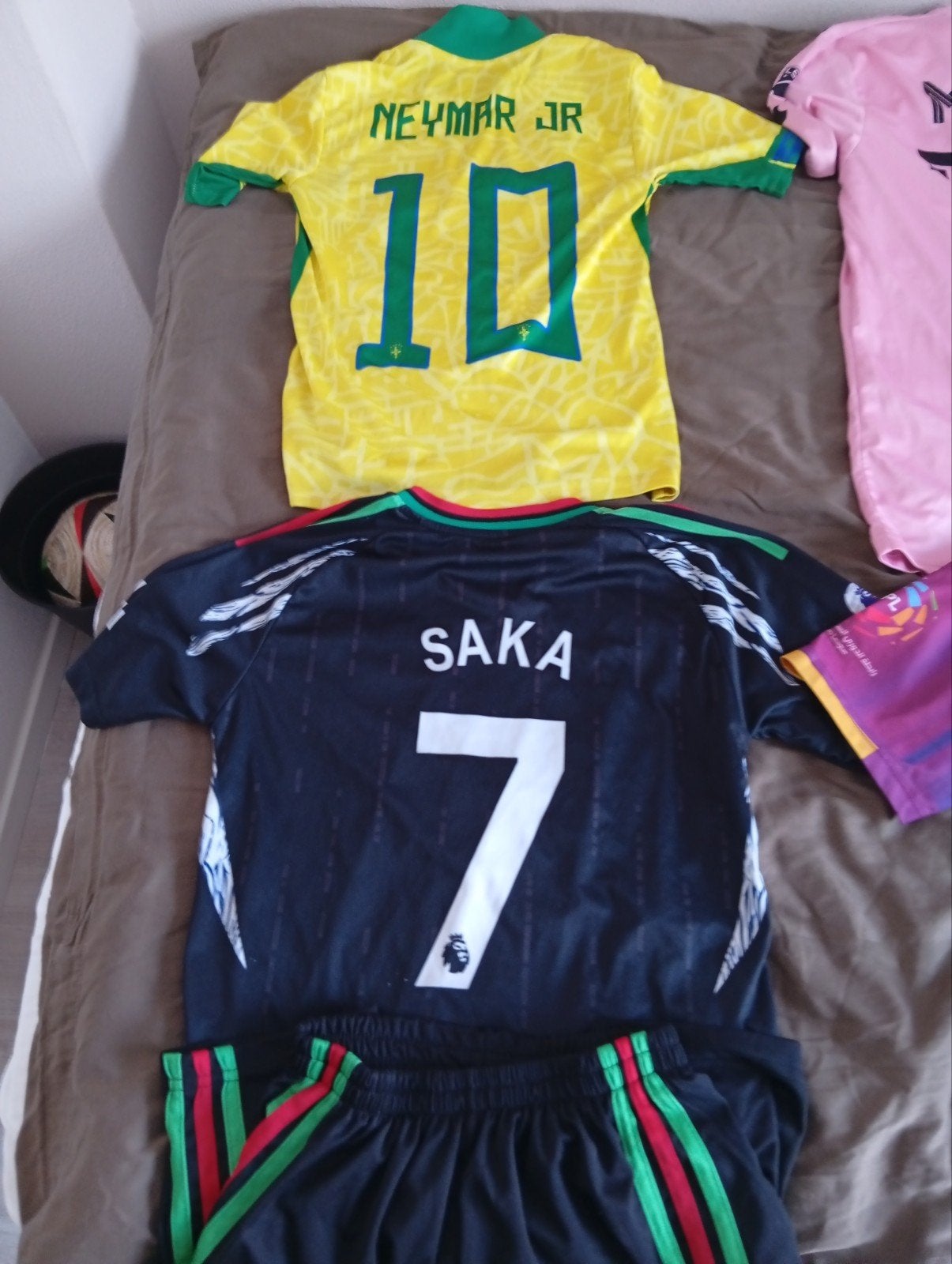 Voetbalshirts en -sets van diverse topvoetballers, Ophalen of Verzenden, Zo goed als nieuw, Shirt
