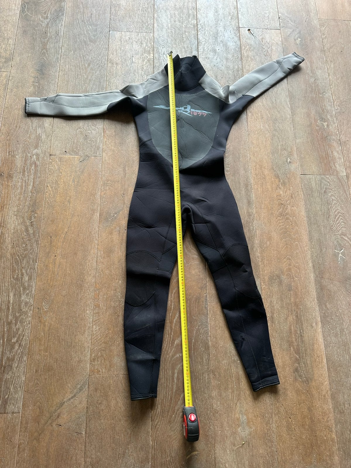 Wetsuit voor watersport - Maat S, Watersport en Boten, Watersportkleding, Ophalen of Verzenden, Zo goed als nieuw, Dame of Heer