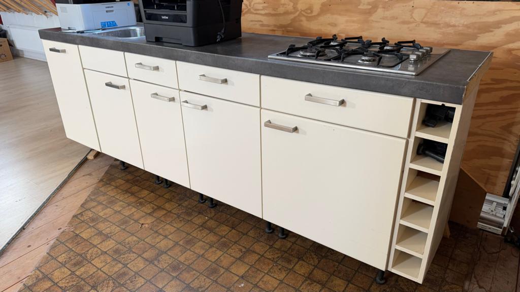 Complete Keukenblok met Gasfornuis en Spoelbak, Huis en Inrichting, Keuken | Complete keukens, Ophalen, Gebruikt, Enkelwandige keuken