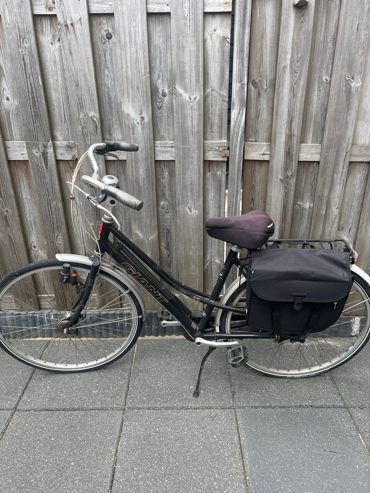 Giant damesfiets met 7 versnellingen en zijtas, Doe-het-zelf en Verbouw, Veiligheidshelmen, Ophalen, Gebruikt