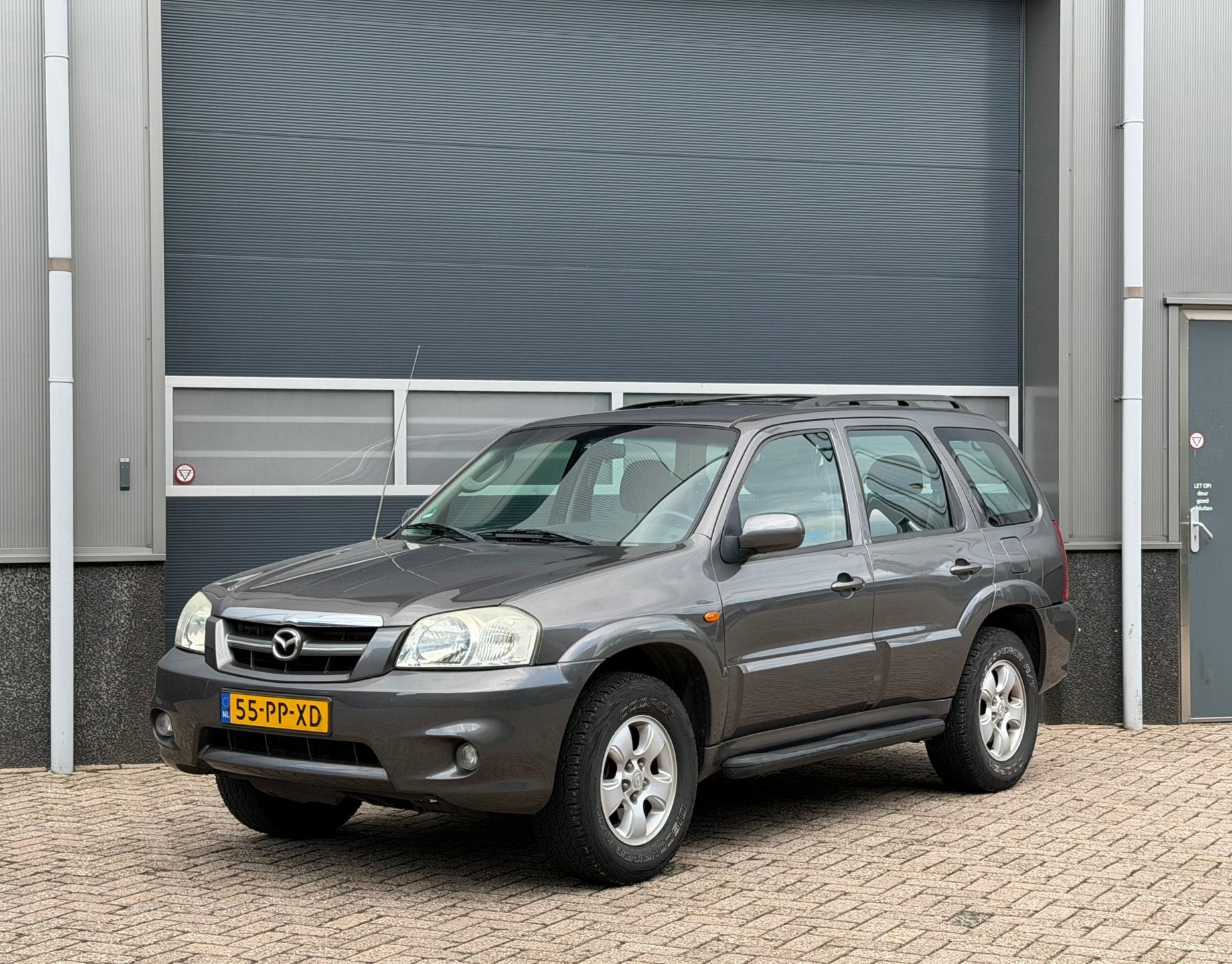 Mazda Tribute 2.3i Touring bj.2004 Airco|Trekh|Cc|Nap., Auto's, Stof, Gebruikt, 680 kg, 4 cilinders