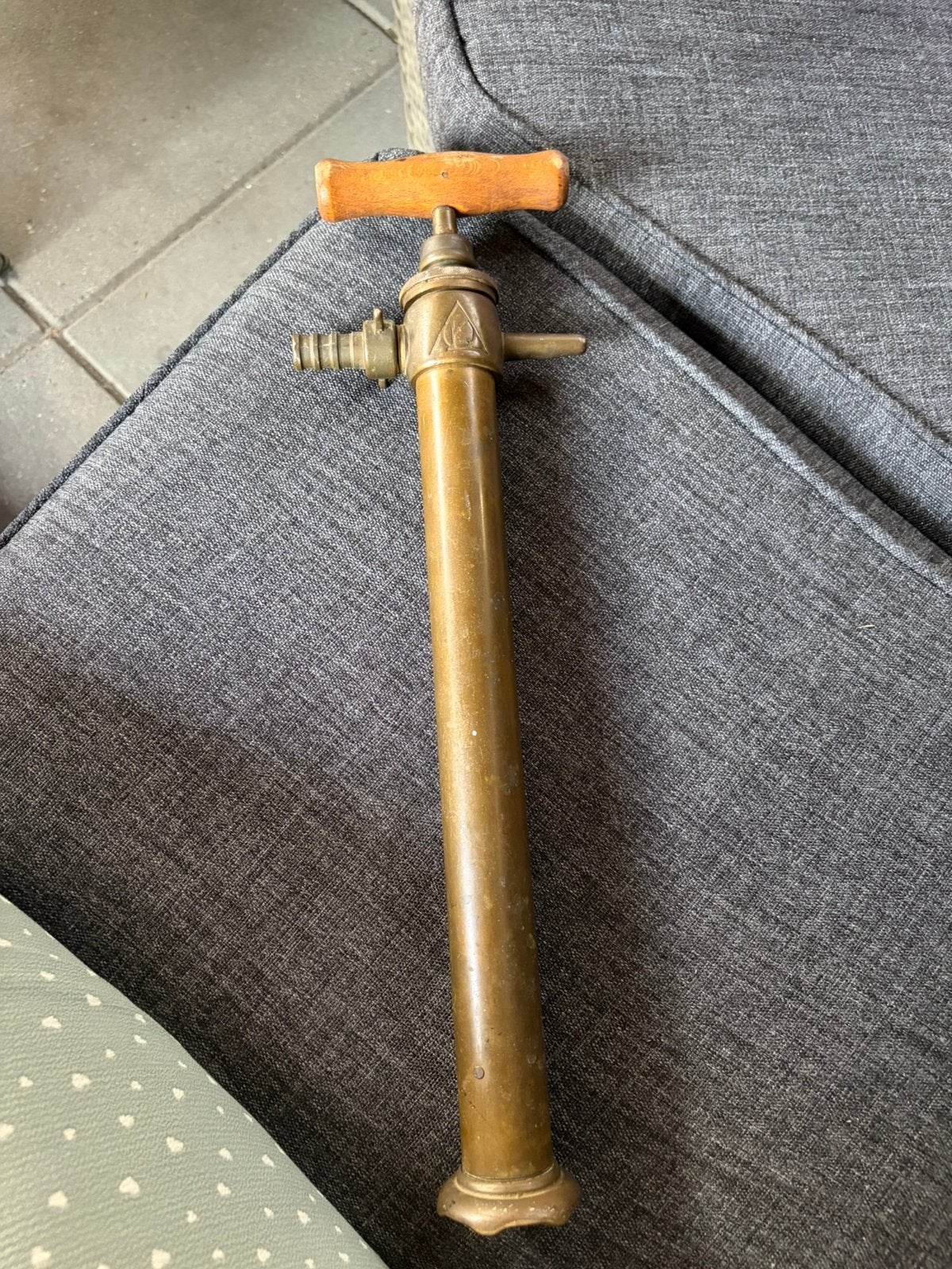 Antieke koperen lenspomp/bilgepomp, Tuin en Terras, Ophalen of Verzenden, Zo goed als nieuw, Handmatig, Overige typen