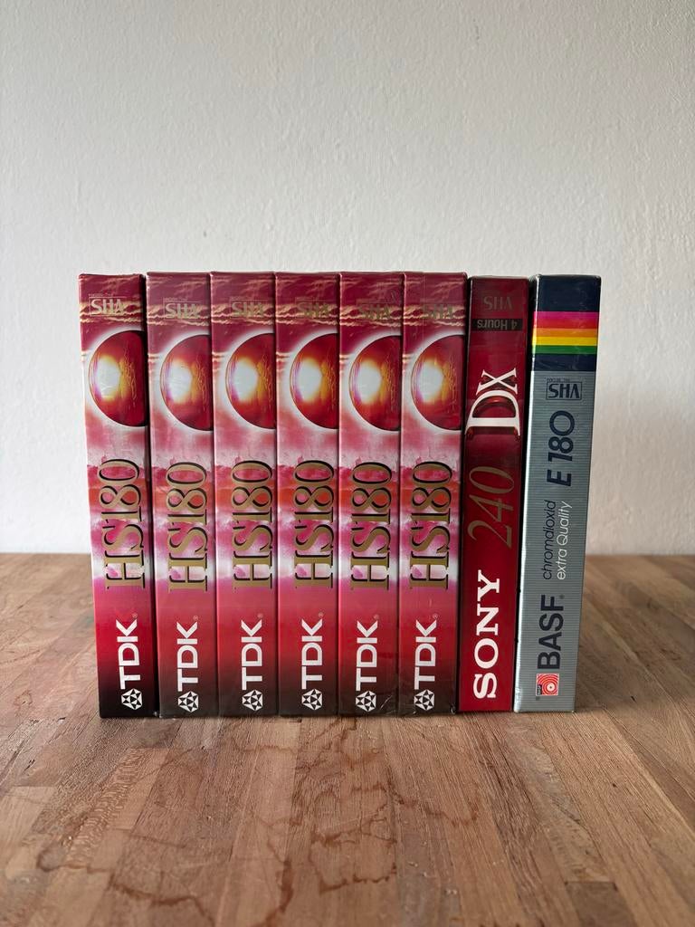 8x VHS videobanden geseald nieuw TDK HS180 Sony E-240 BASF E, Alle leeftijden, Ophalen of Verzenden, Nieuw in verpakking, Overige genres