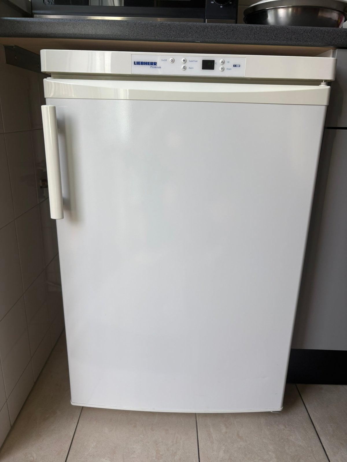 Liebherr diepvrieskast A+, Zo goed als nieuw, Energieklasse A of zuiniger, 60 tot 90 cm, Ophalen
