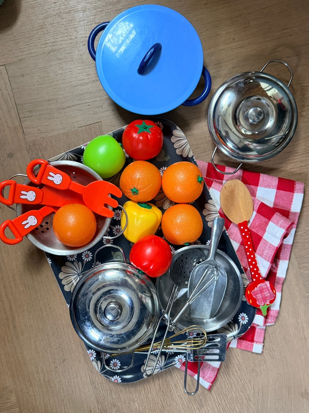 Voor kleine chefs. Keuken spulletjes, Ophalen, Zo goed als nieuw