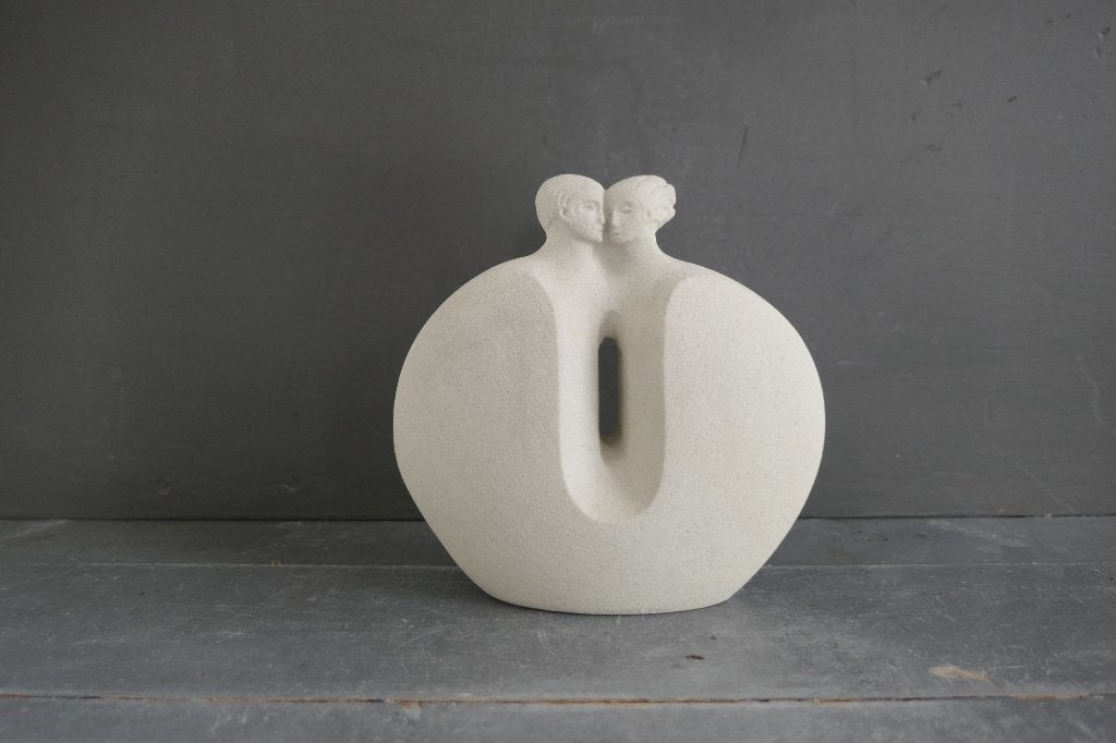 Vintage Marbell beeld by Stone Art Belgium, Groep mensen, Verzenden, 20 - 50 cm, Beeld