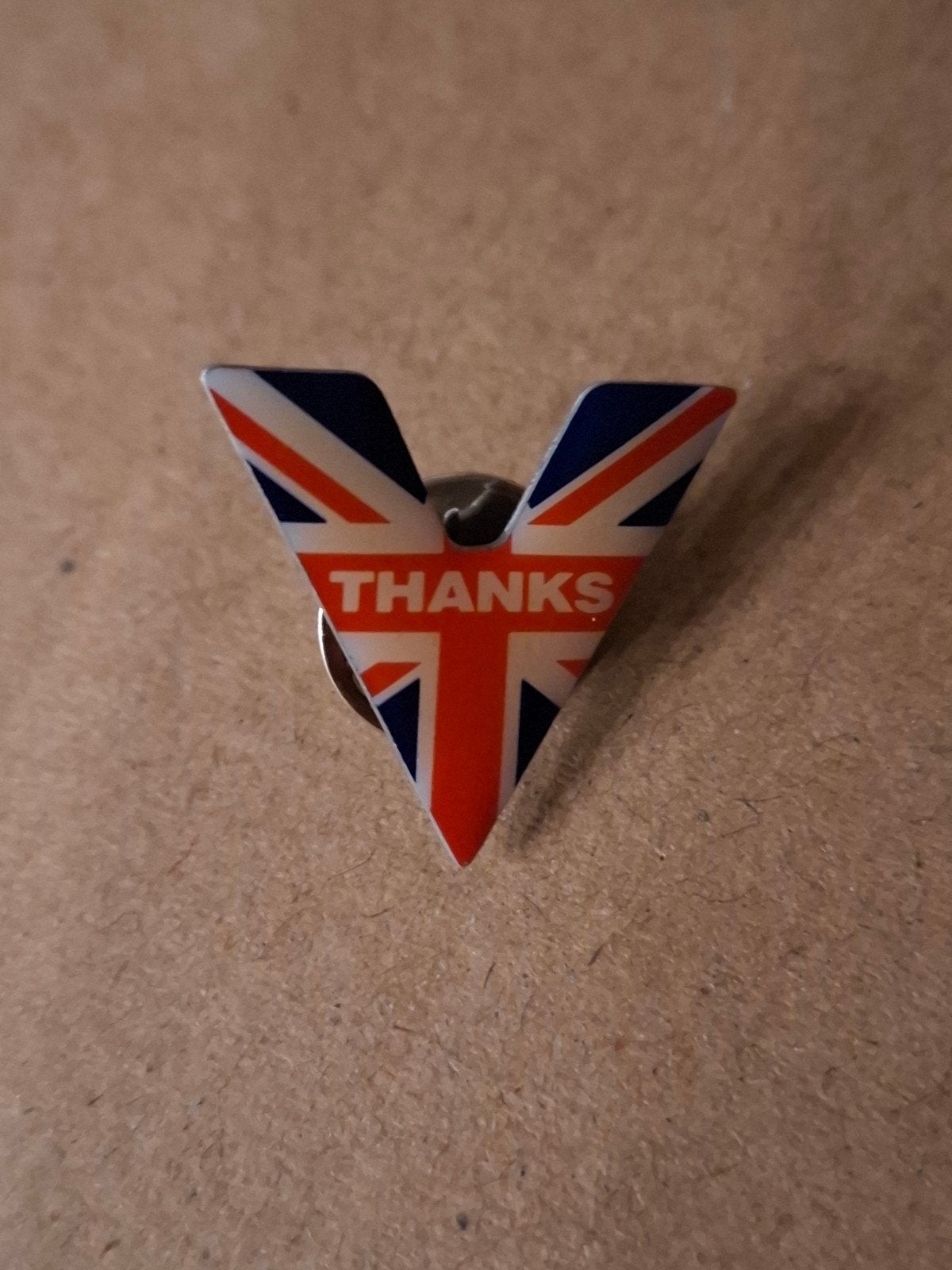 Britse pin, Ophalen of Verzenden