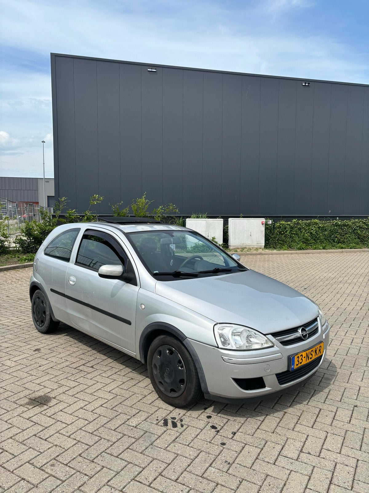 Opel Corsa 1.0 3D Easytronic 2004 Grijs Automaat, Auto's, 60 pk, Origineel Nederlands, 19 km/l, Particulier