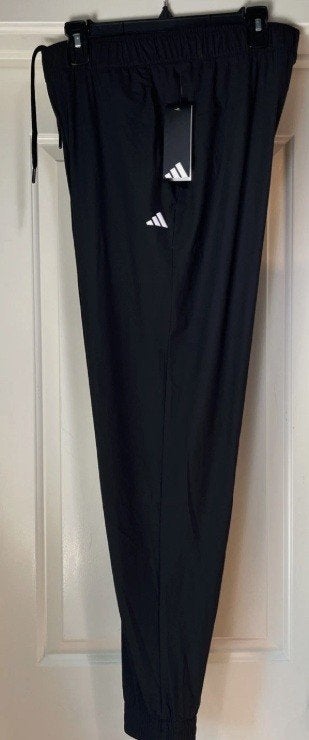 Adidas Essential Jogger Pant Mens Medium Black, Maat 48/50 (M), Zwart, Nieuw, Ophalen of Verzenden