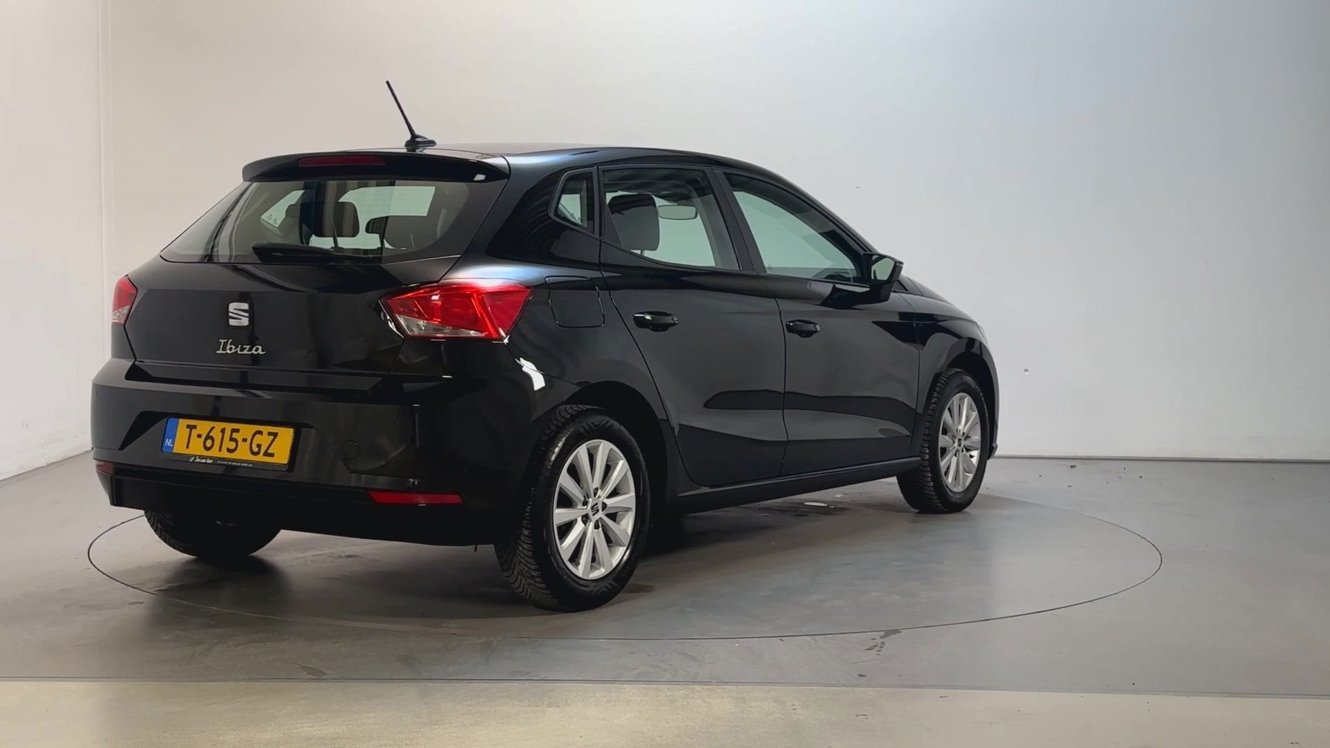 Seat Ibiza 1.0 EcoTSI Style Virtual Cockpit App-Connect DAB+, Voorwielaandrijving, Dealer onderhouden, Stof, 95 pk