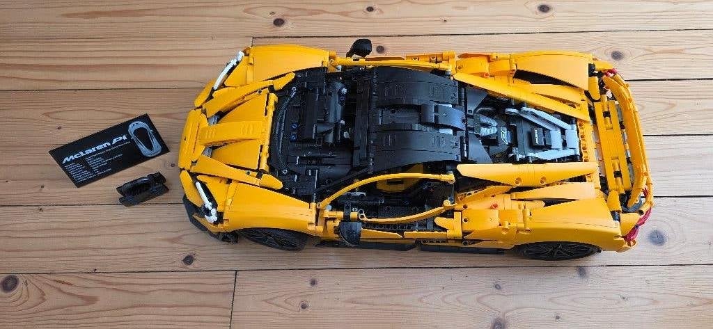 LEGO Technic - McLaren P1 - 42172