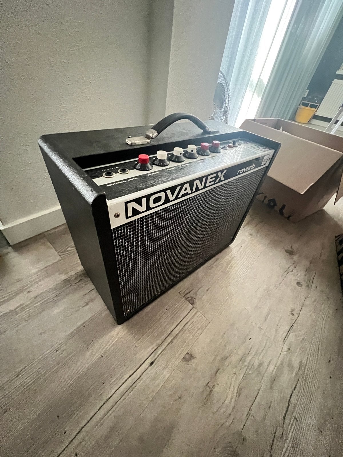 Vintage Novanex Reverb Gitaarversterker - Recent nagekeken, Muziek en Instrumenten, Versterkers | Bas en Gitaar, Ophalen, Gebruikt