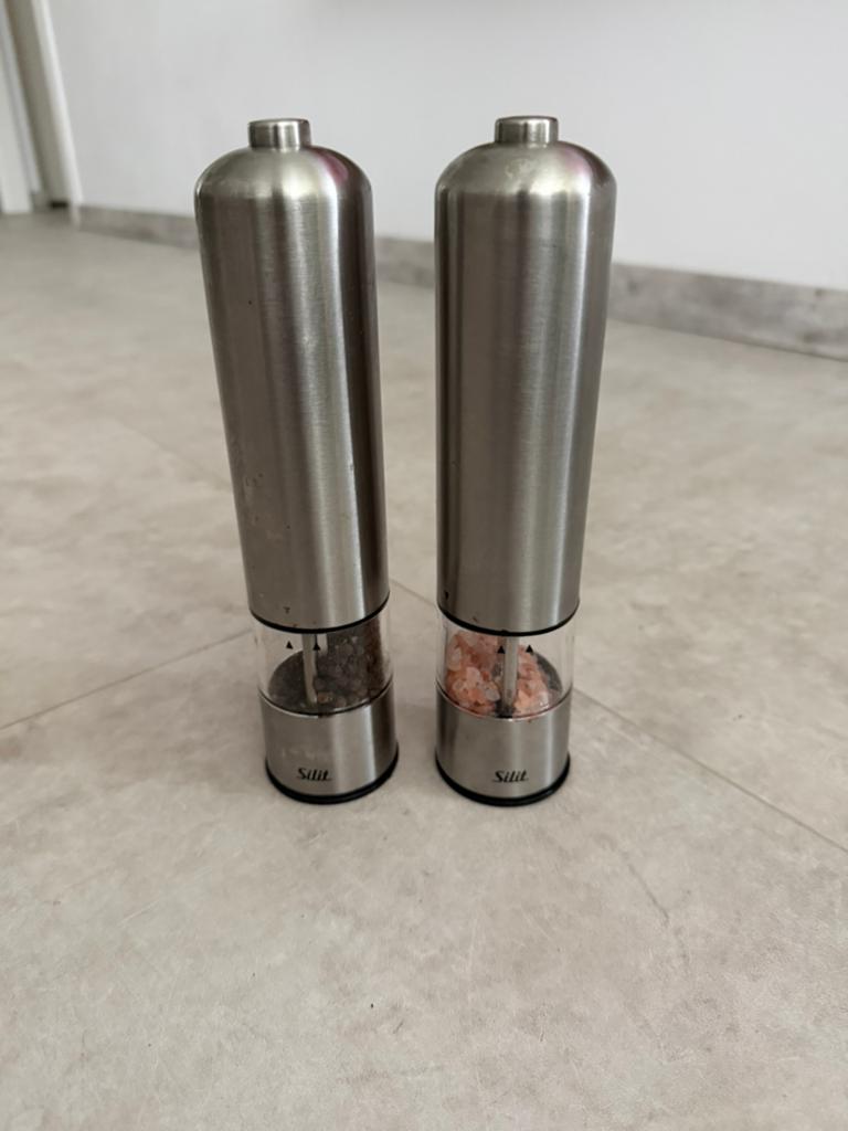 Elektrische peper en zout molen, Ophalen of Verzenden, Nieuw, Metaal, Zilver