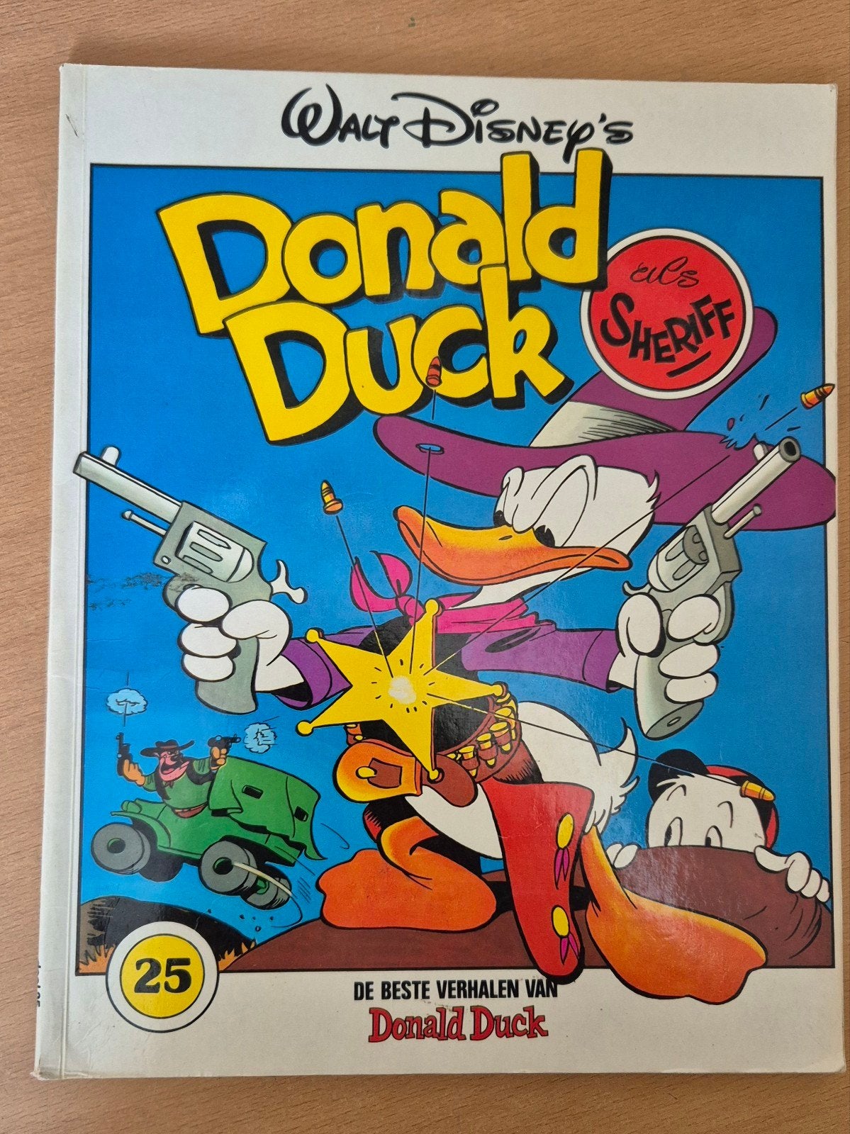 Walt Disney's Donald Duck als Sheriff - De Beste Verhalen, Eén stripboek, Ophalen of Verzenden, Gelezen