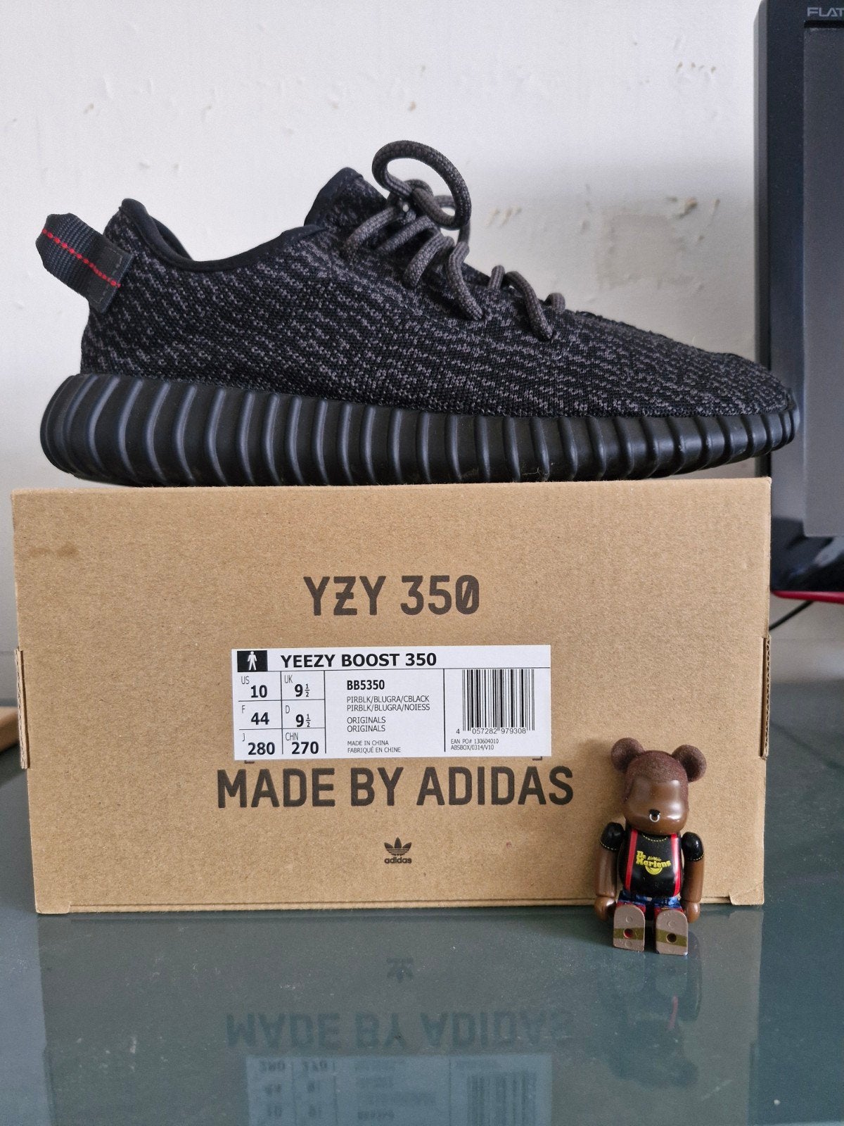 Yeezy 350 Boost Pirate Black - Maat 44 - Origineel, Zwart, Ophalen of Verzenden, Adidas Yeezy, Sneakers of Gympen