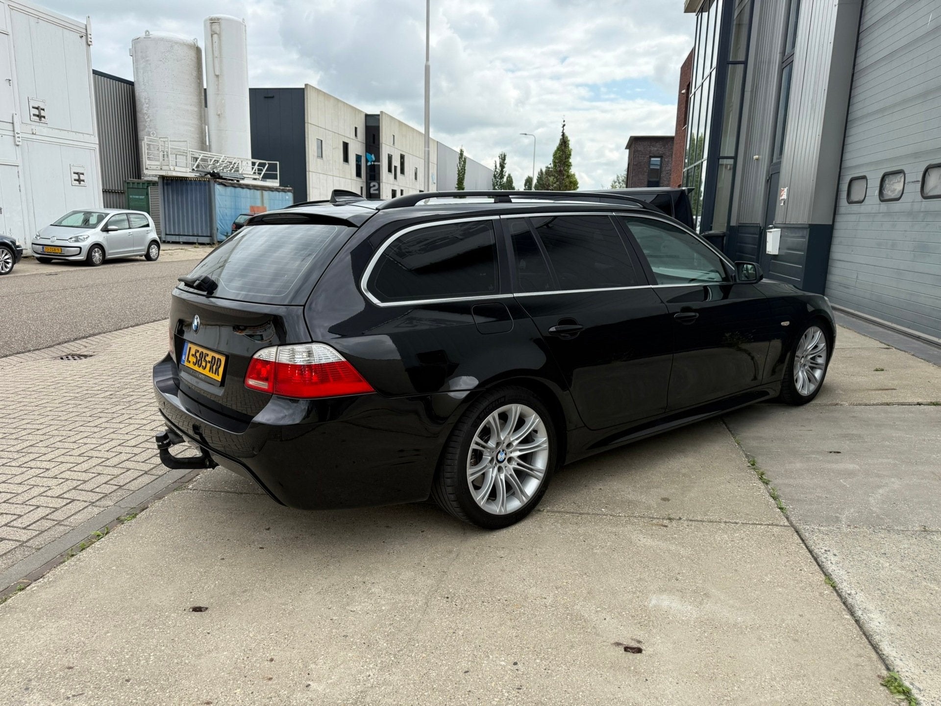 BMW 5-serie Touring 530i M-Sport *Meeneemprijs*Xenon*Trekhaa, Automaat, Achterwielaandrijving, Gebruikt, Beige