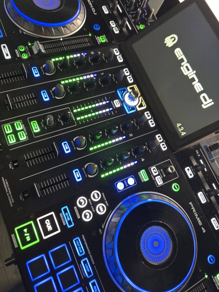 Denon Prime 4 DJ-controller + Flightcase | Zeer nette staat, Ophalen, Gebruikt, Dj-set, Denon