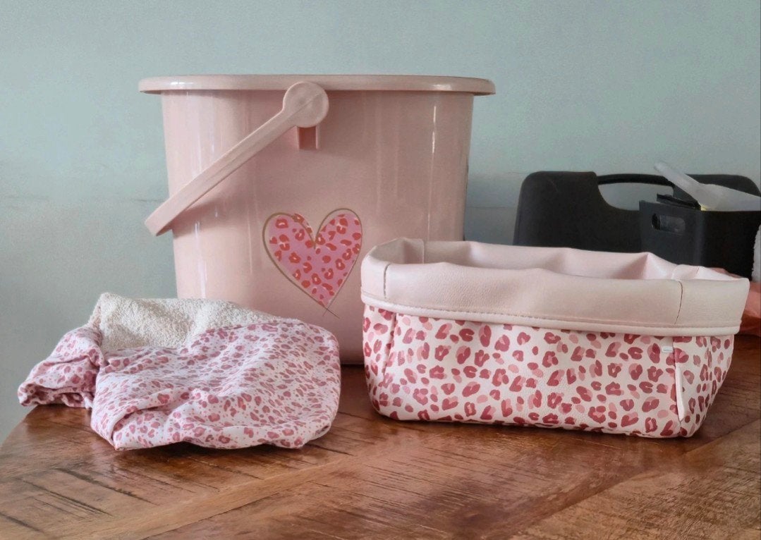 Luieremmer, hoes verschoon kussen en mand, Sieraden, Tassen en Uiterlijk, Toilettassen, Ophalen, Gebruikt, Meisje