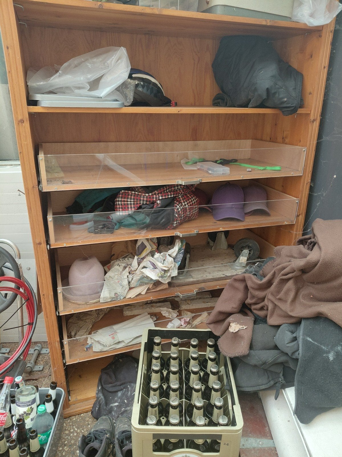 Houten kast met uitschuifbare lades - 197 cm hoog, Ophalen, Gebruikt, 100 tot 150 cm, 5 laden of meer