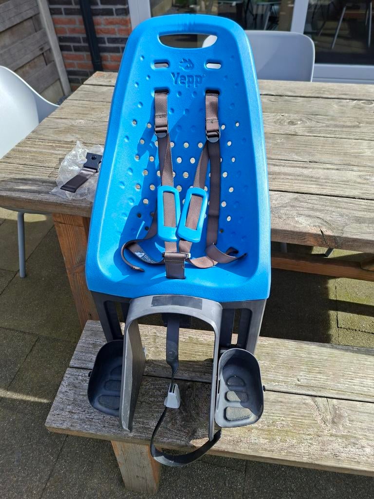 Yepp (blauw) achterzitje voor de fiets met Easyfit., Fietsen en Brommers, Ophalen, Gebruikt