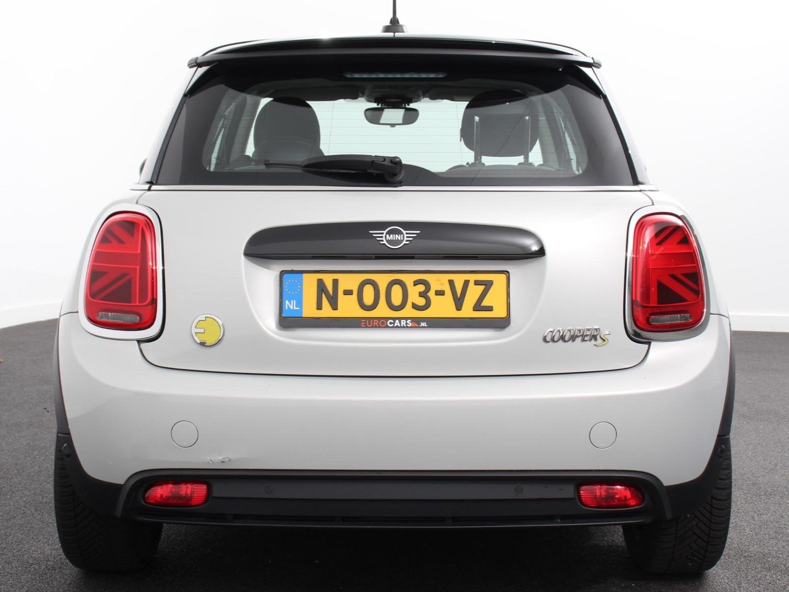 MINI Electric Business Edition 33 kWh SOH 96% Navigatie Clim, Auto's, Mini, 33 kWh, 4 stoelen, Leder en Stof, Origineel Nederlands