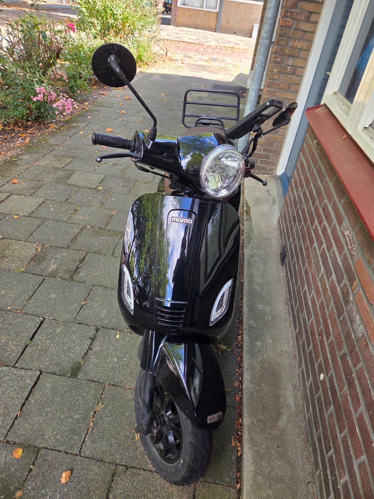 Scooter (Momo Morino, DesignZwart), Gebruikt, Benzine, Ophalen, Overige merken