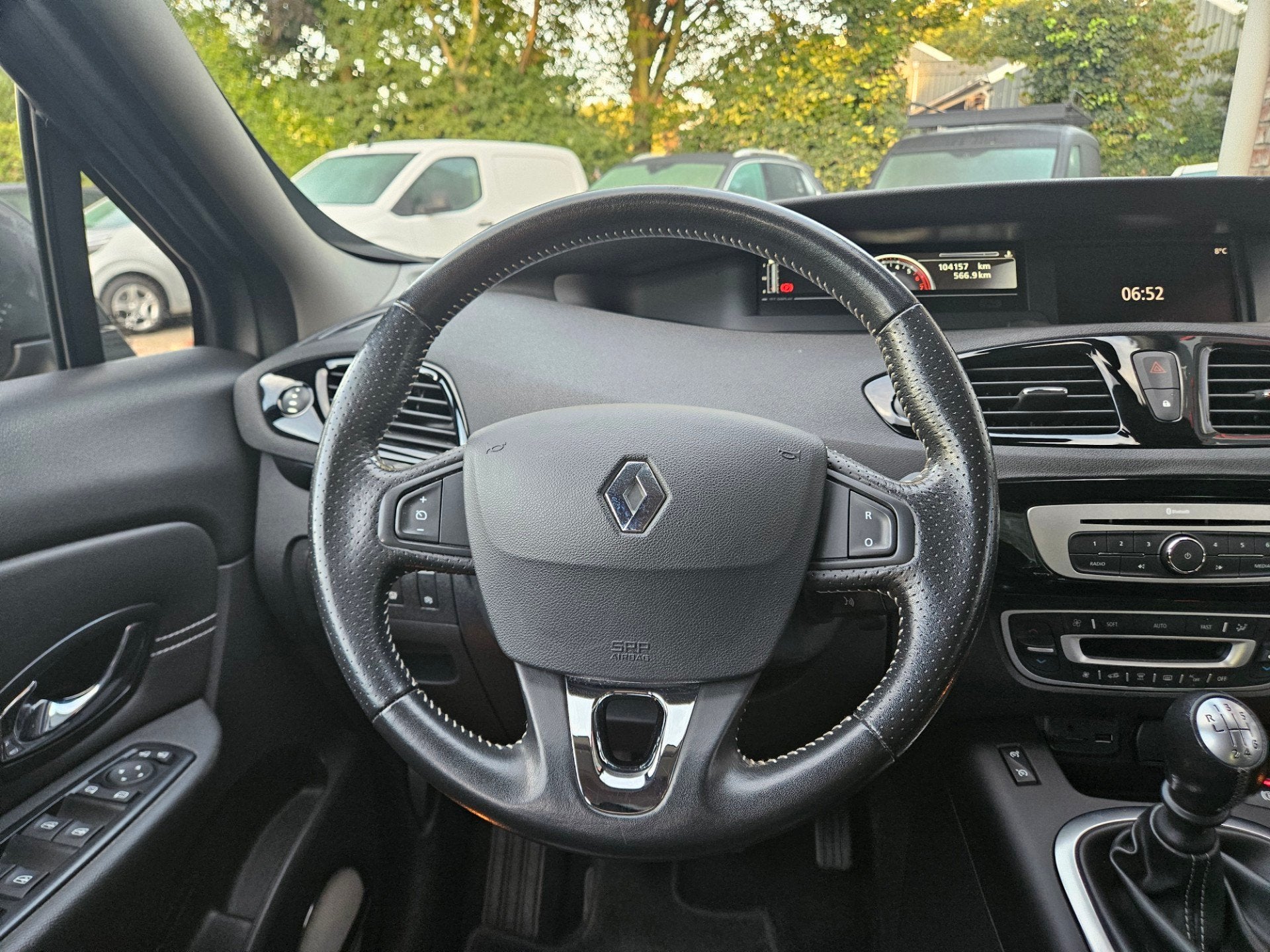 Renault Grand Scénic 1.2 TCe Bose Trekhaak! Camera! NAP! De, Auto's, Dealer onderhouden, 15 km/l, Gebruikt, 4 cilinders