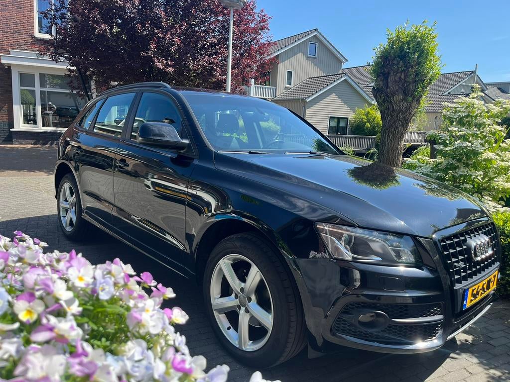 Audi Q5 2.0 TFSI Quattro S-Line (altijd dealer onderhouden), Automaat, 1730 kg, 4 cilinders, Zwart